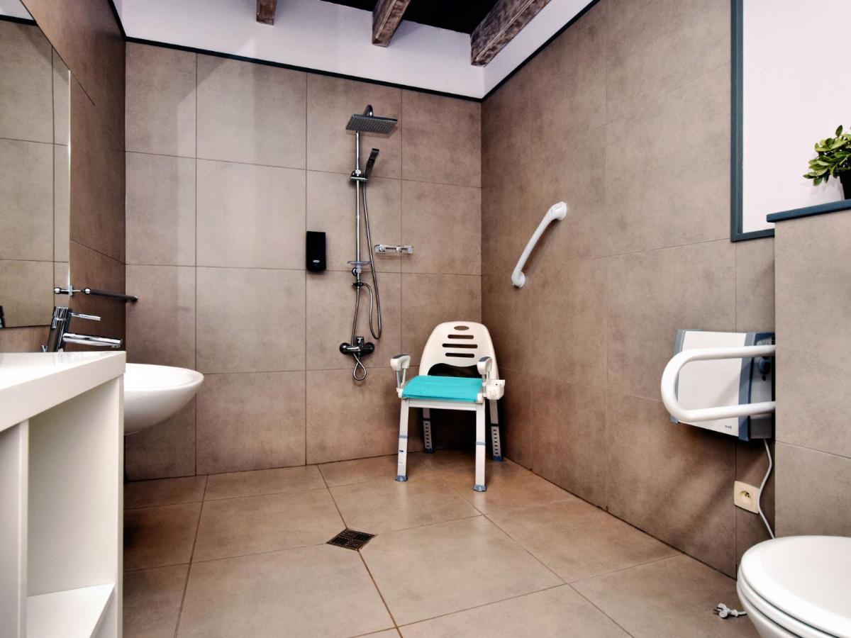 Beautiful Villa With Heated Outdoor Pool Manhay Bagian luar foto