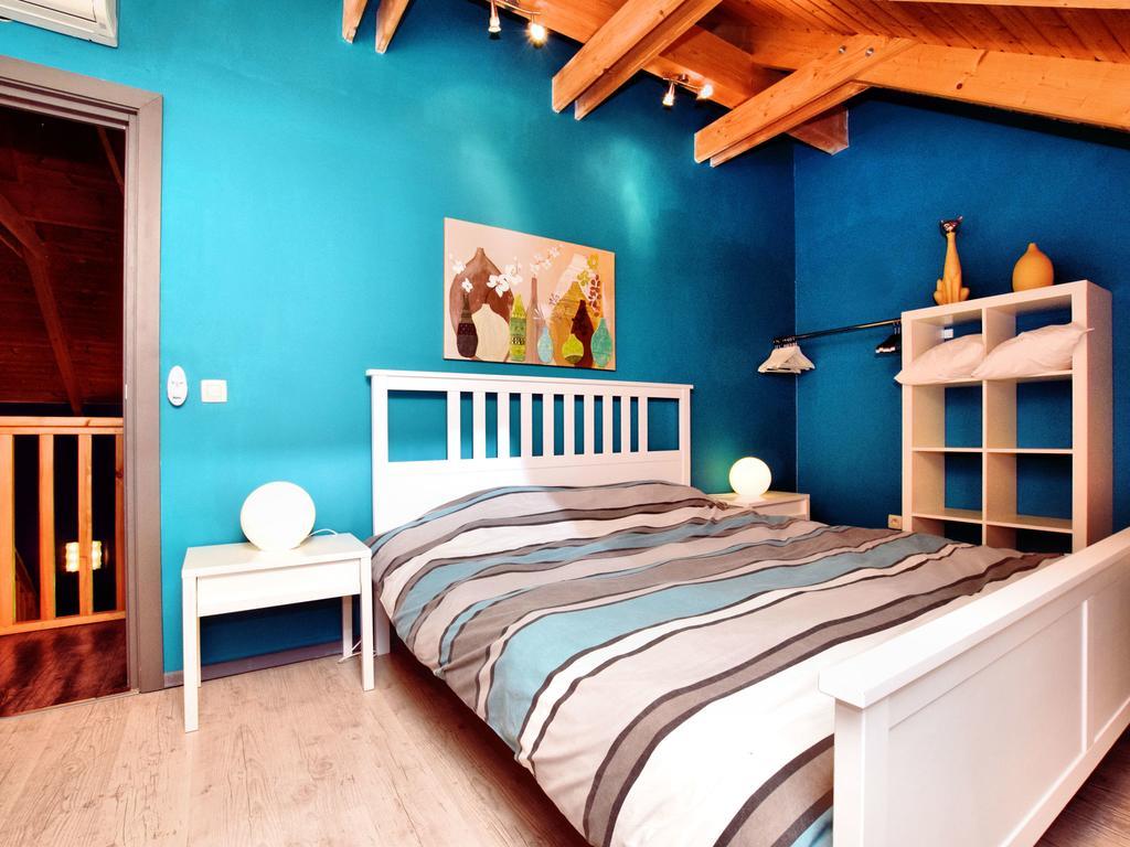 Beautiful Villa With Heated Outdoor Pool Manhay Bagian luar foto